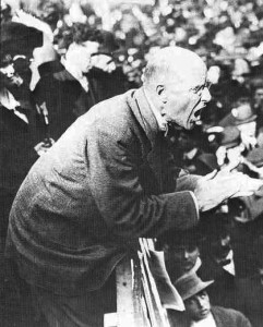 1912_Eugene-Debs-stumping